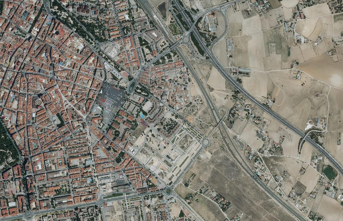 Vista aérea de La Milagrosa y La Estrella, en Albacete, en la ortofoto de 2024