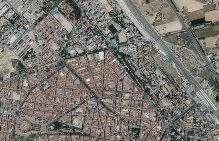 Foto aérea del barrio de Industria, en Albacete, en 2024
