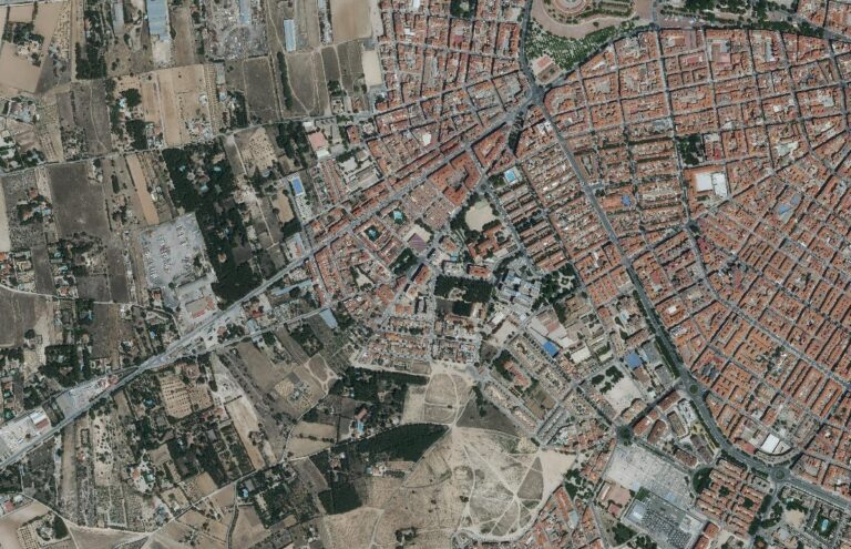 Foto aérea del barrio de Santa Teresa, en Albacete, en 2024
